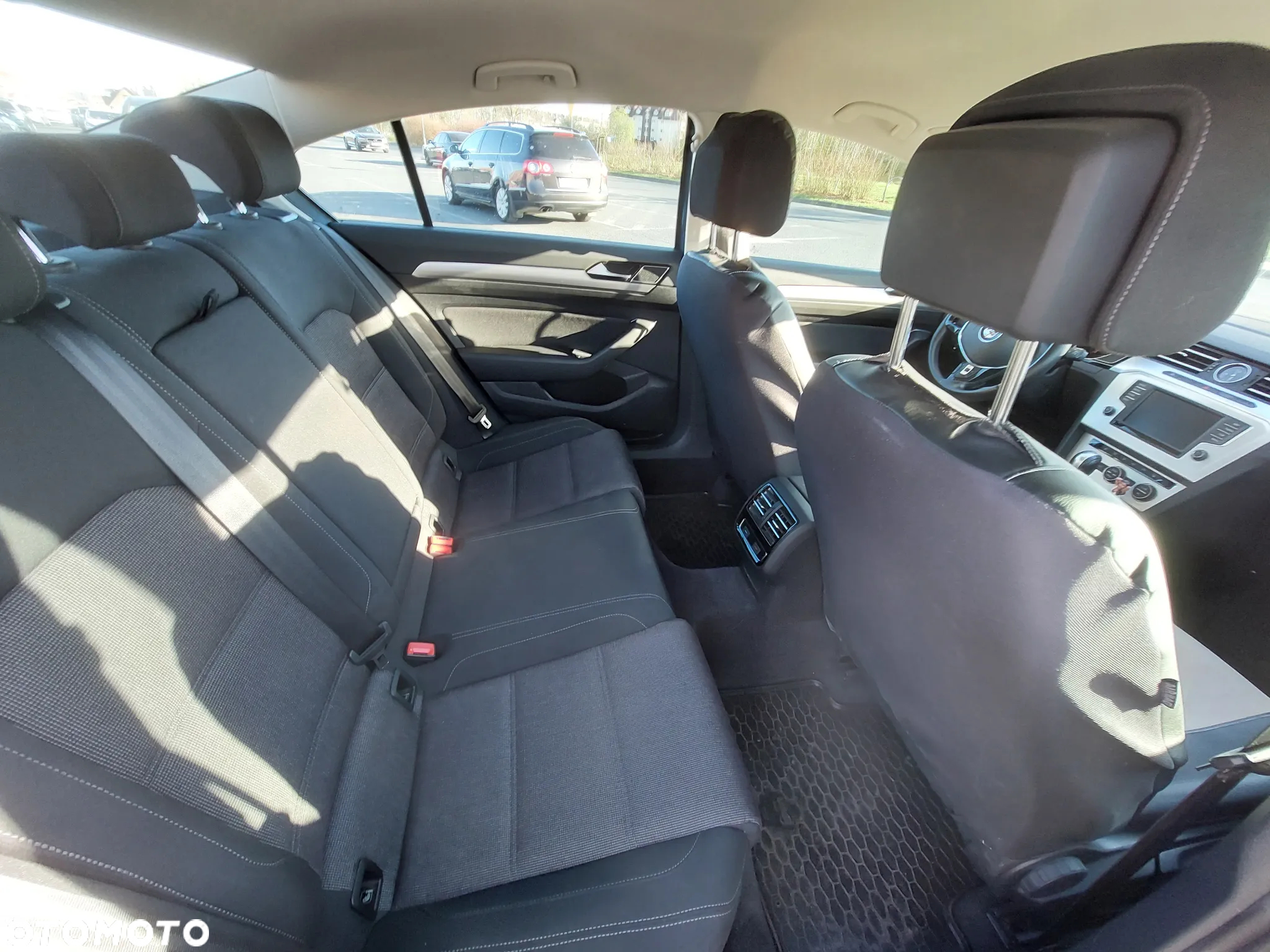 Volkswagen Passat 1.8 TSI BMT Comfortline DSG - 12
