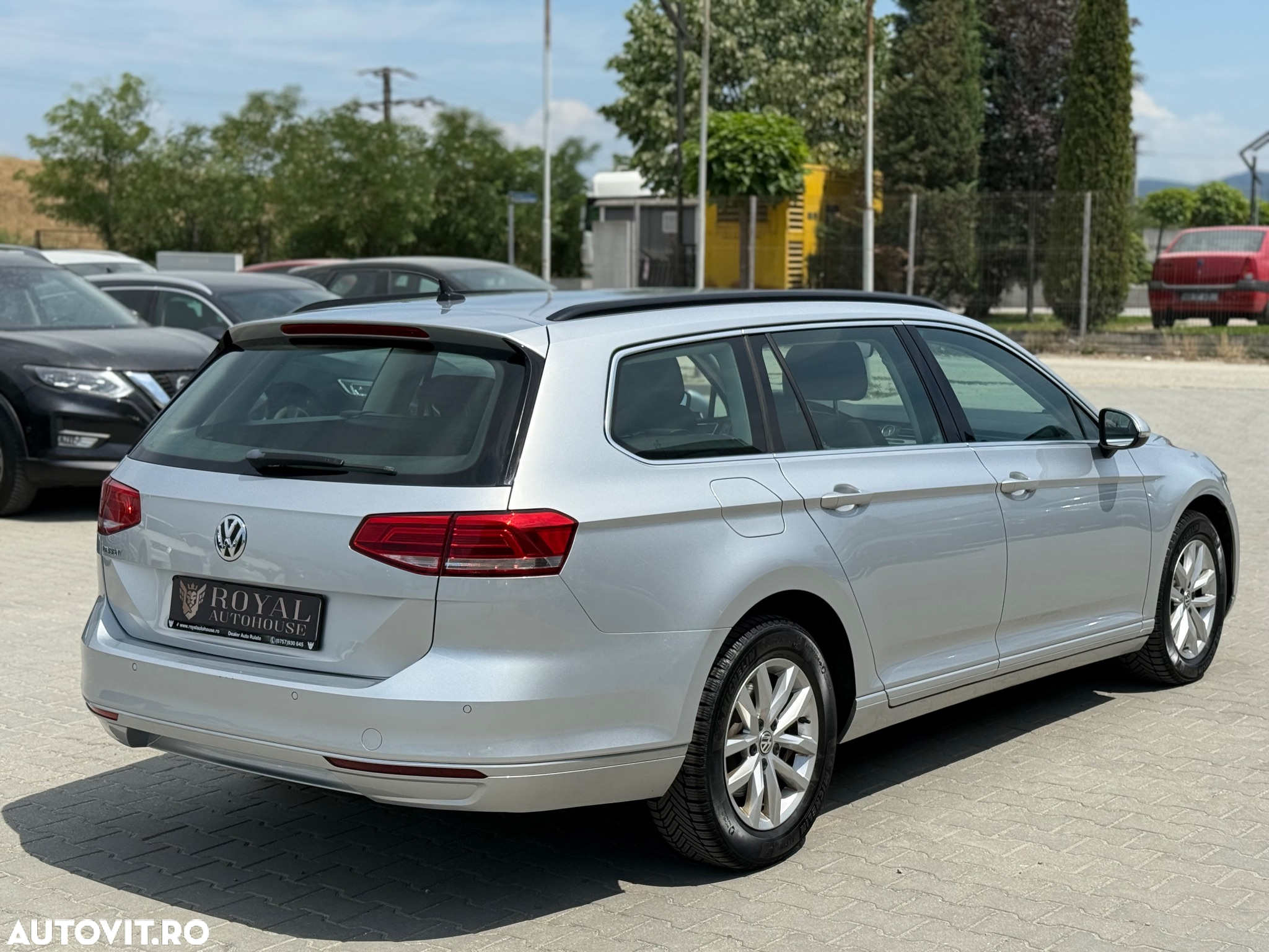 Volkswagen Passat Variant 2.0 TDI DSG Comfortline - 4