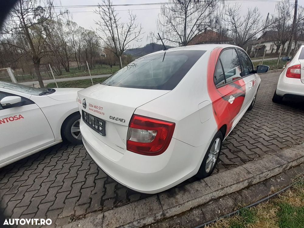 Skoda RAPID - 7