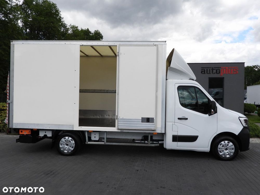 Renault MASTER KONTENER WINDA 8 PALET TEMPOMAT LEDY KLIMATYZACJA  145KM - 9