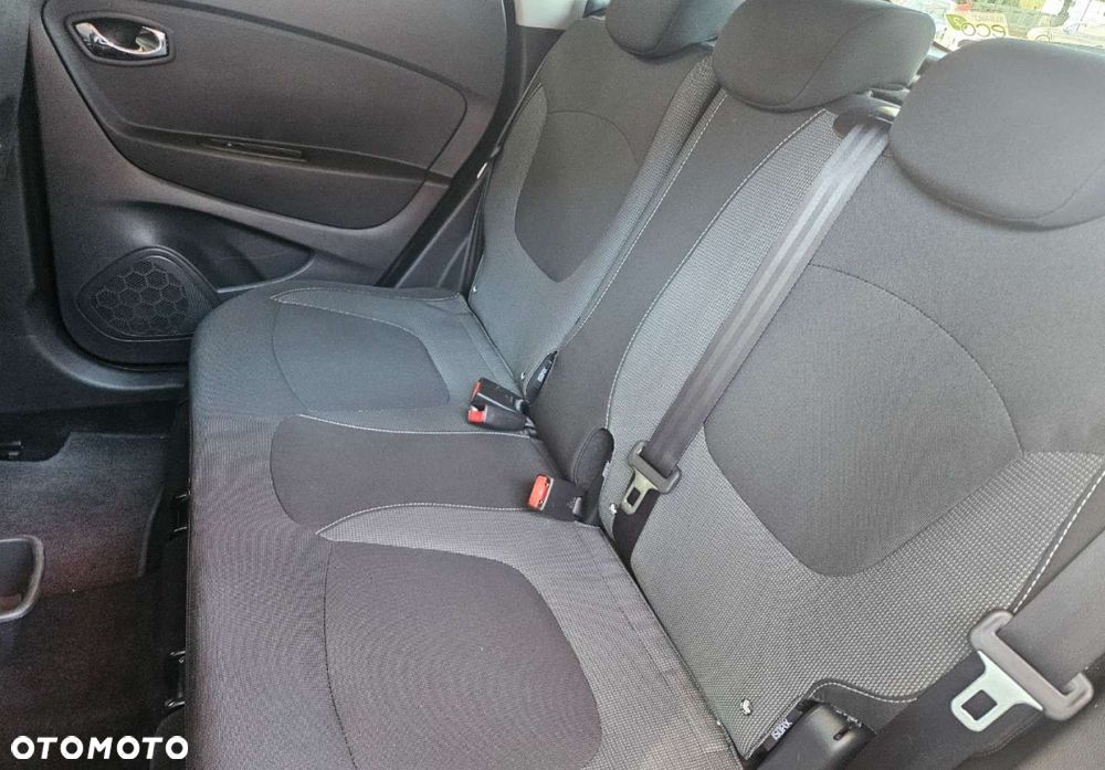 Renault Captur - 24