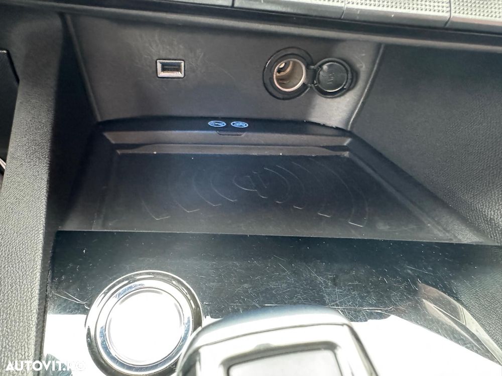 Peugeot 3008 PureTech 130 Stop & Start GPF EAT8 Active Business-Paket - 18