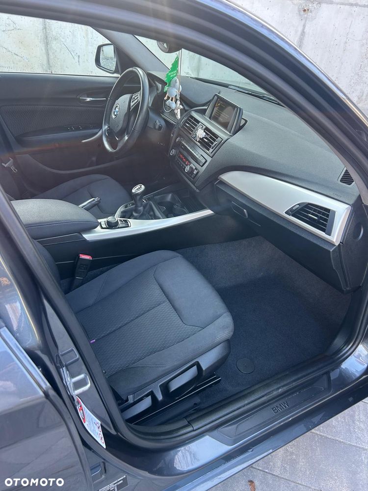 BMW Seria 1 116d EfficientDynamics - 10