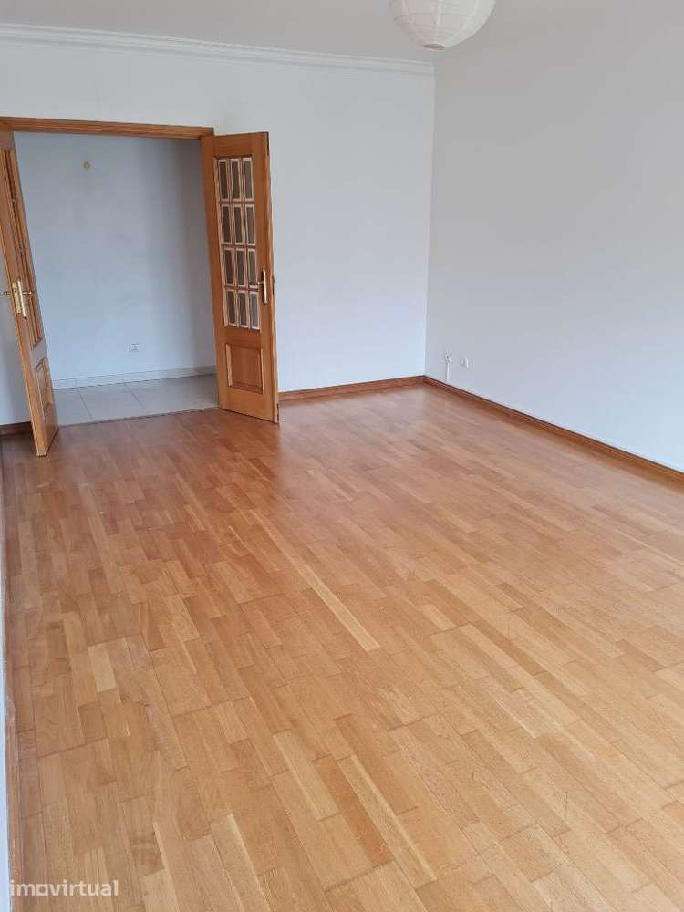 Arrendo T3 Ramada com garagem - Grande imagem: 5/15