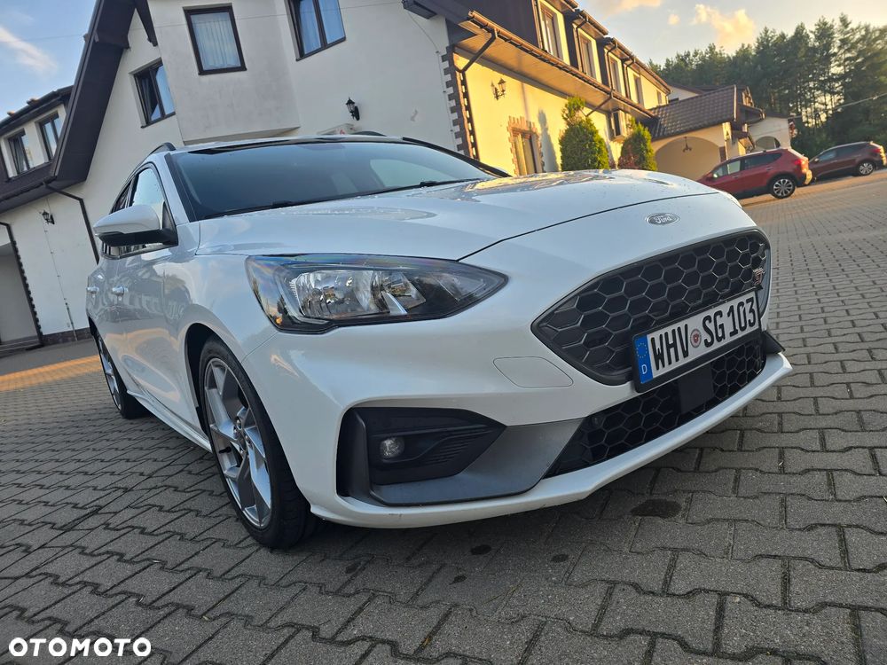 Ford Focus 2.0 EcoBlue ST - 6