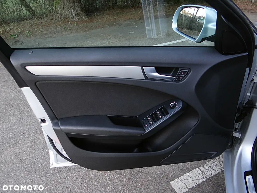 Audi A4 Avant 1.8 TFSI Attraction - 23