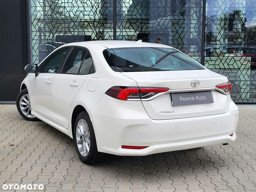 Toyota Corolla 1.6 Comfort - 11