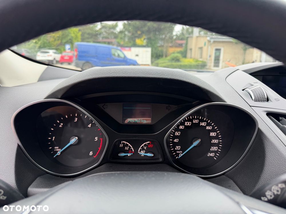 Ford Kuga - 20