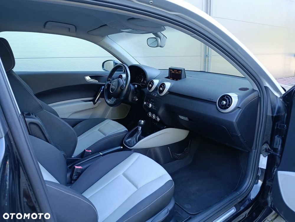 Audi A1 3-drzwiowe 1.4 TFSI 119g S tronic S line edition - 27