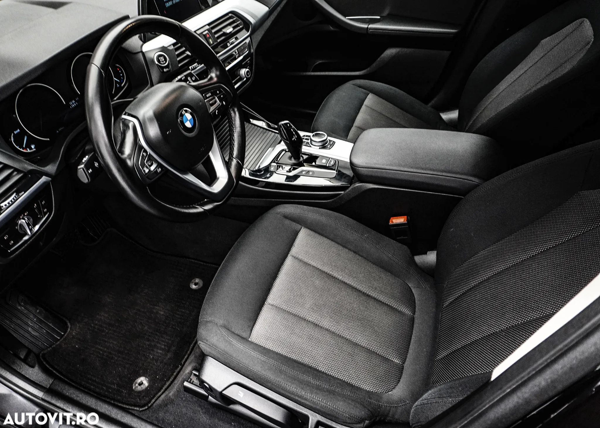 BMW X3 xDrive20d AT Advantage - 11