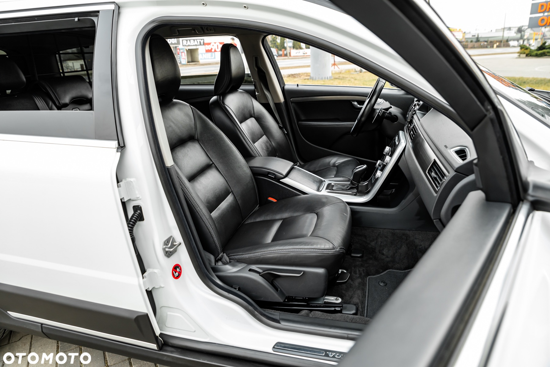 Volvo XC 70 - 24