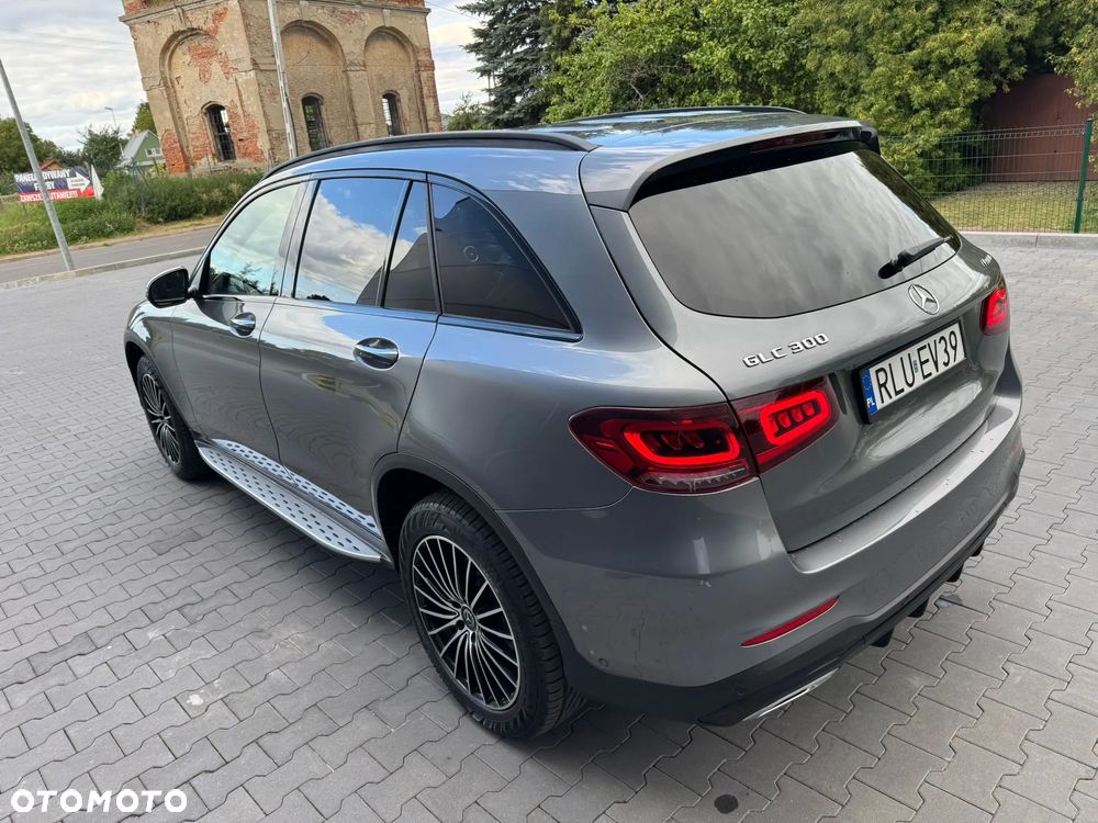 Mercedes-Benz GLC 300 4-Matic - 8