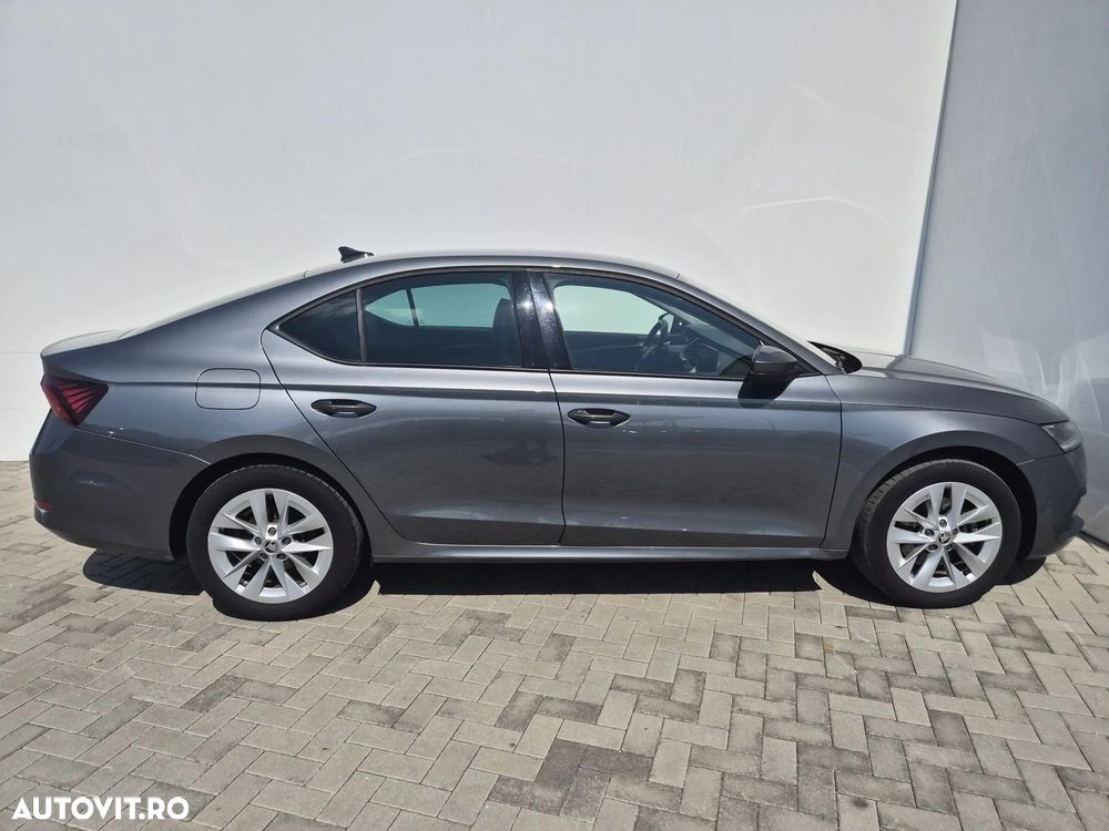 Skoda Octavia 2.0 TSI DSG 4x4 Style - 6