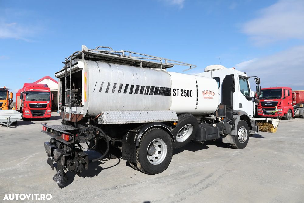 Renault Midlum  220 DCI - 3
