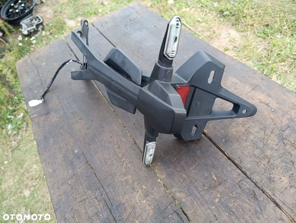 Mocowanie tablicy rejestracyjnej Honda CBF 125 CB 20 r kierunkowskazy - 8