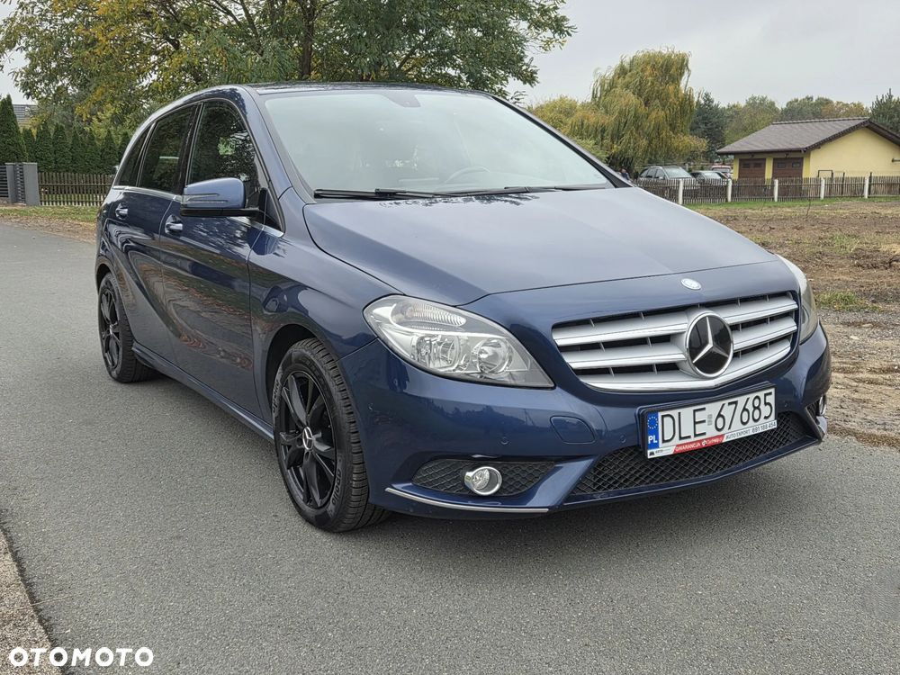 Mercedes-Benz B-Class 2012 photo 3