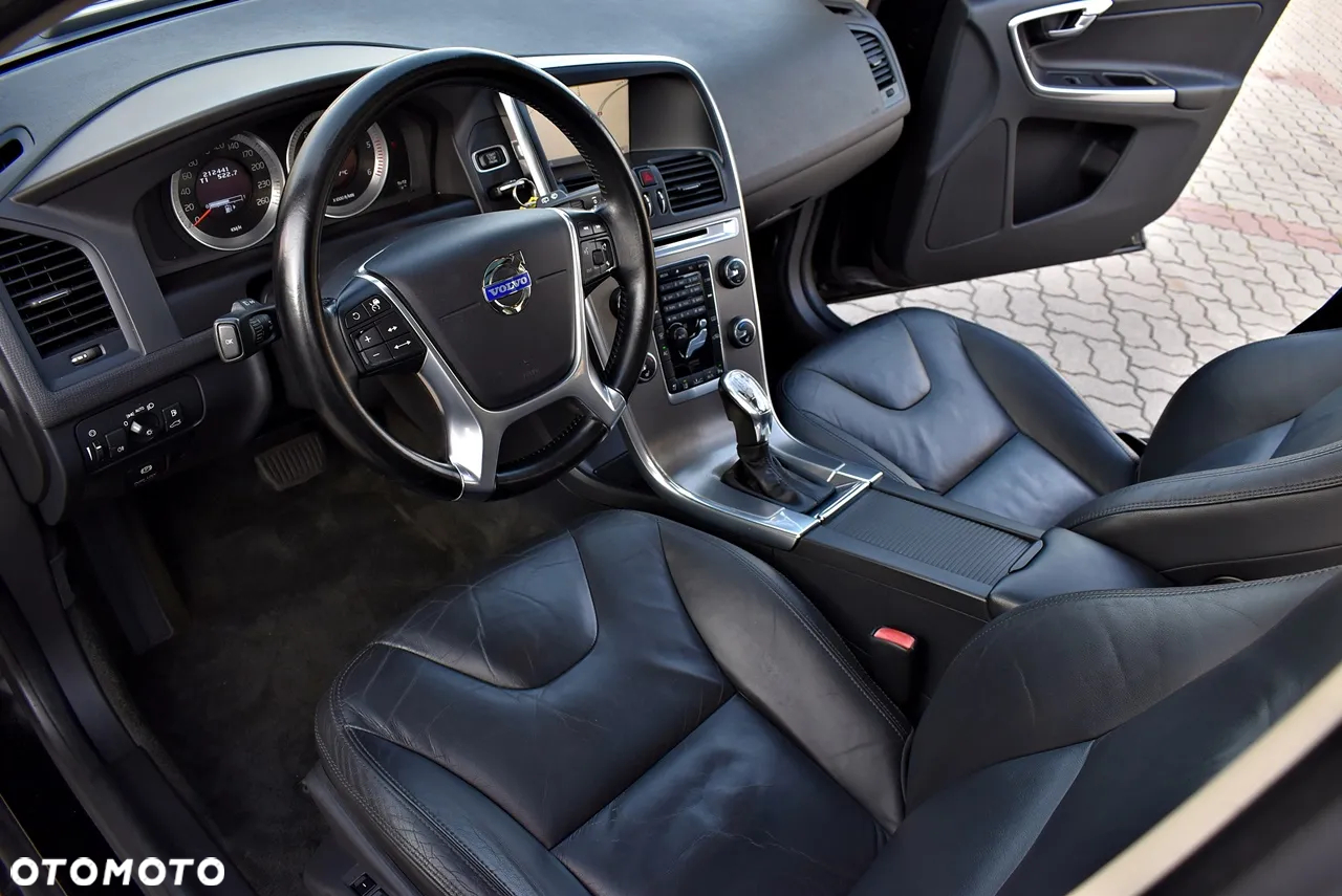 Volvo XC 60 D3 Summum - 8