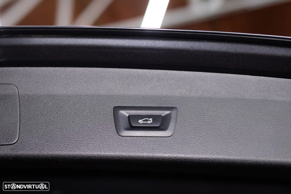 BMW X1 16 d sDrive Advantage Auto - 10