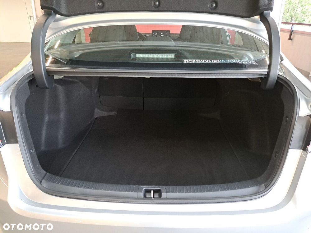 Toyota Corolla 1.8 Hybrid Comfort - 14