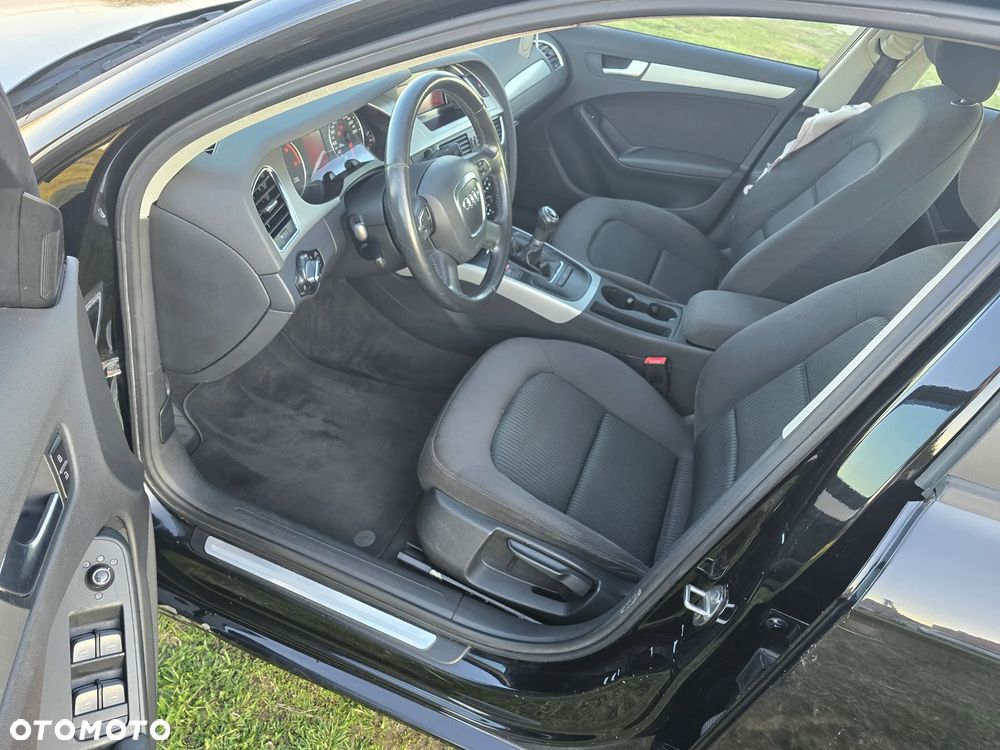 Audi A4 Limousine 2.0 TDI DPF Attraction - 12