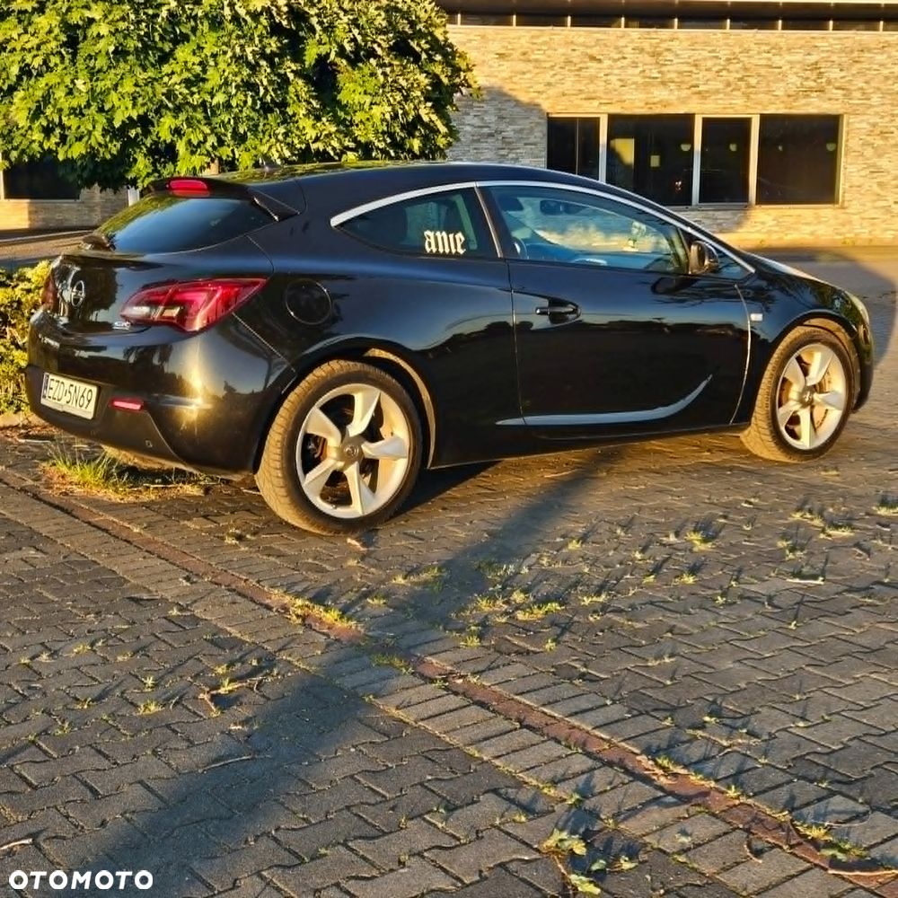 Opel Astra 1.7 CDTI DPF ecoFLEX Start/Stop - 10