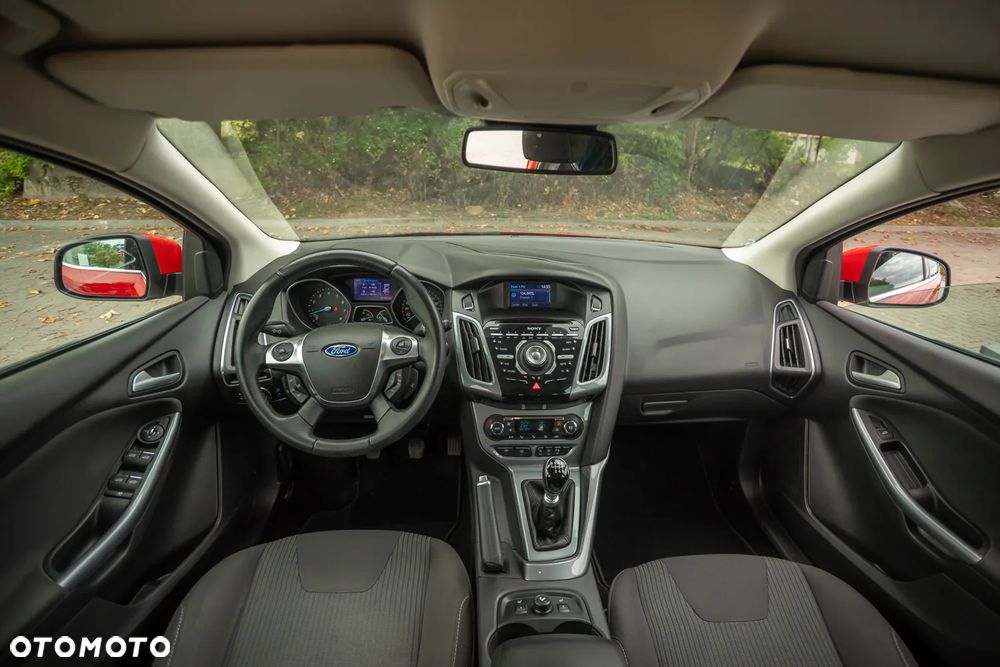Ford Focus 1.6 EcoBoost Start-Stopp-System Titanium - 29