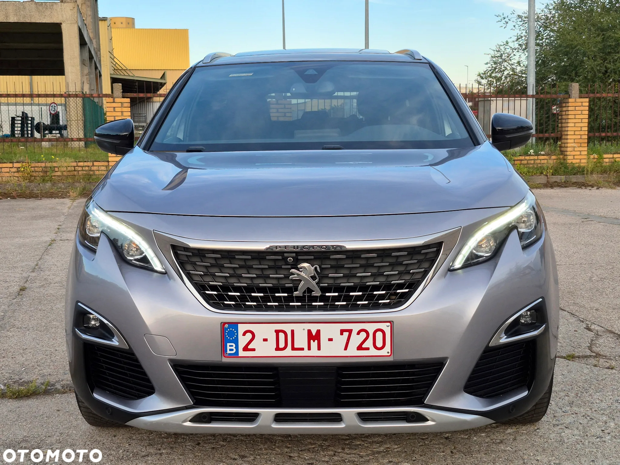 Peugeot 5008 - 3