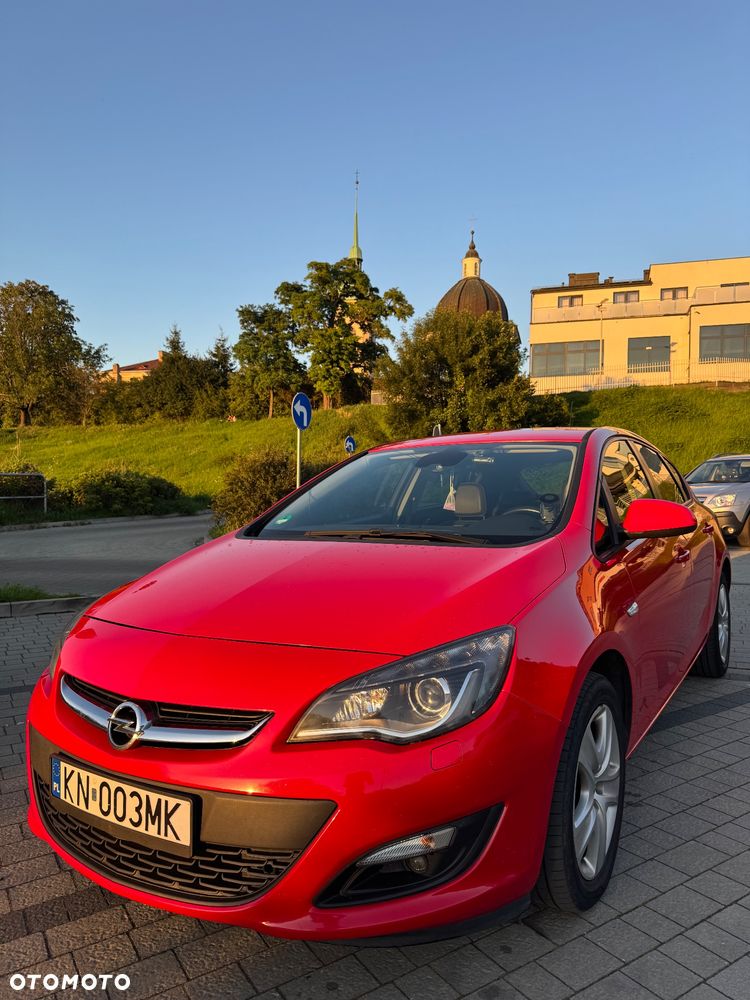 Opel Astra 1.6 CDTI DPF ecoFLEX TourerStart/Stop Exklusiv - 2