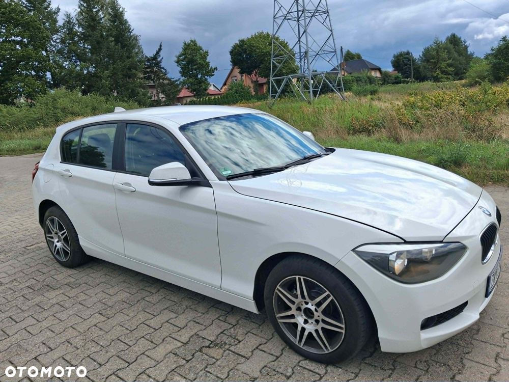 BMW Seria 1 114i - 3