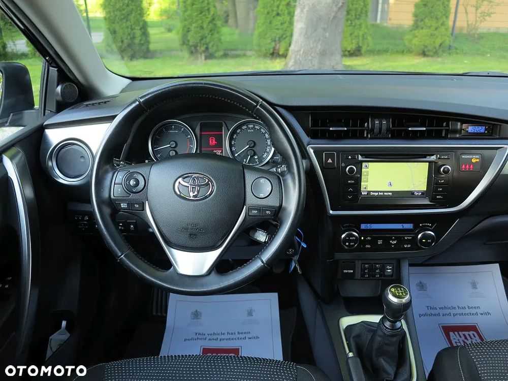 Toyota Auris 1.33 Dual-VVT-i START Edition - 20