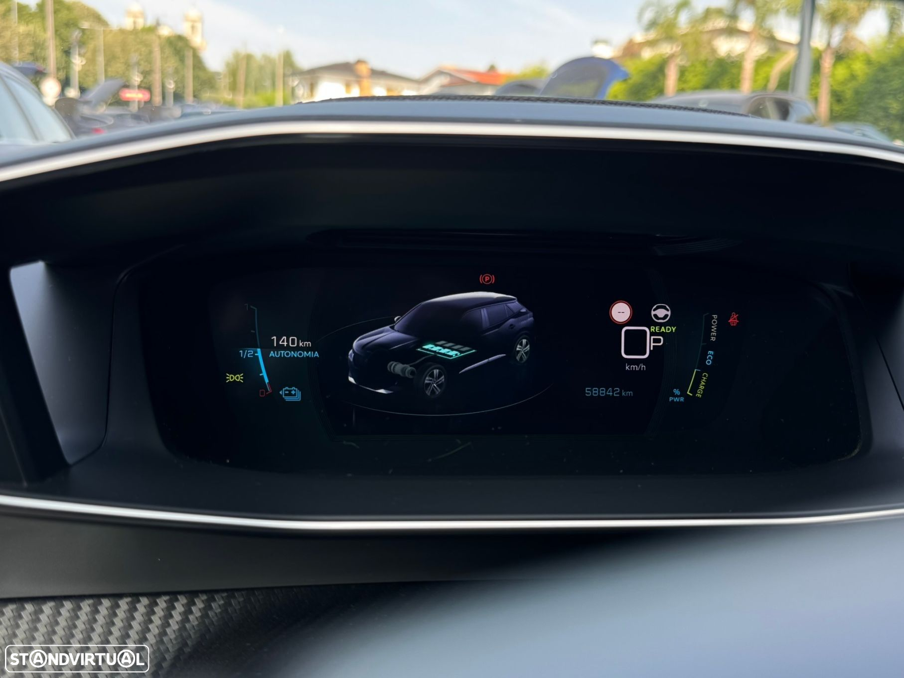 Peugeot e-2008 50 kWh GT - 28