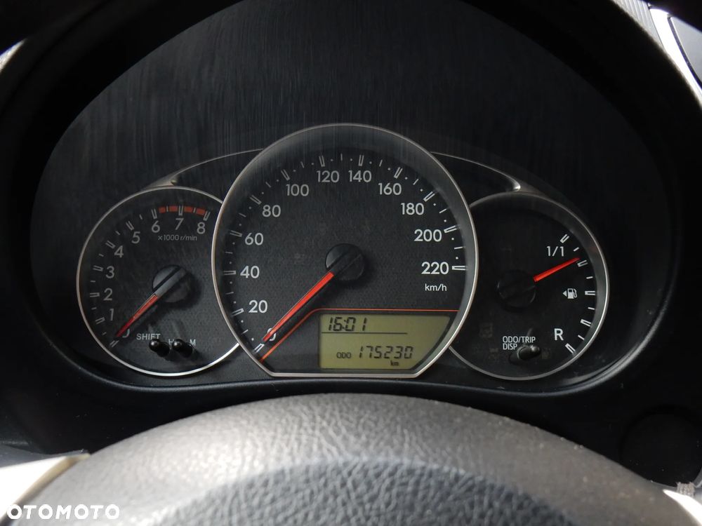 Subaru Trezia - 19