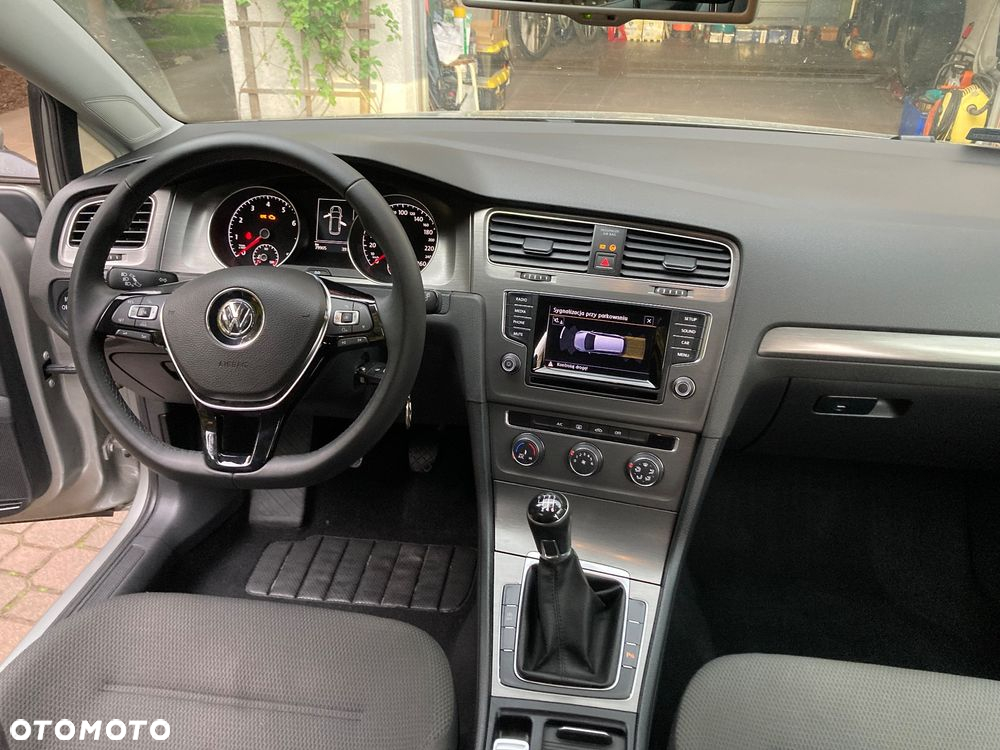 Volkswagen Golf VII 1.4 TSI BMT Comfortline - 11