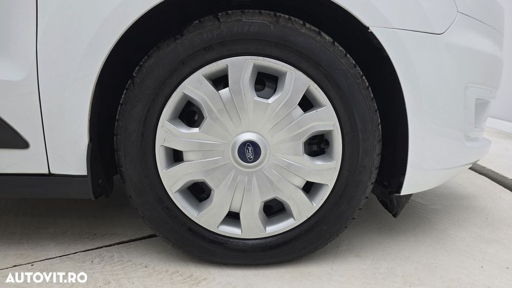Ford Transit Connect - 23
