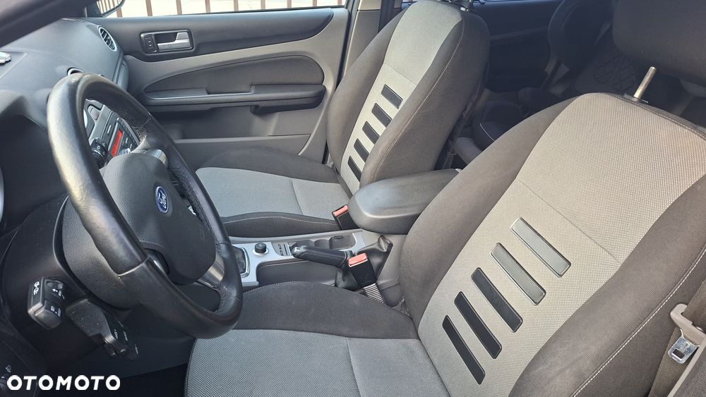 Ford Focus 1.6 Gold X - 11