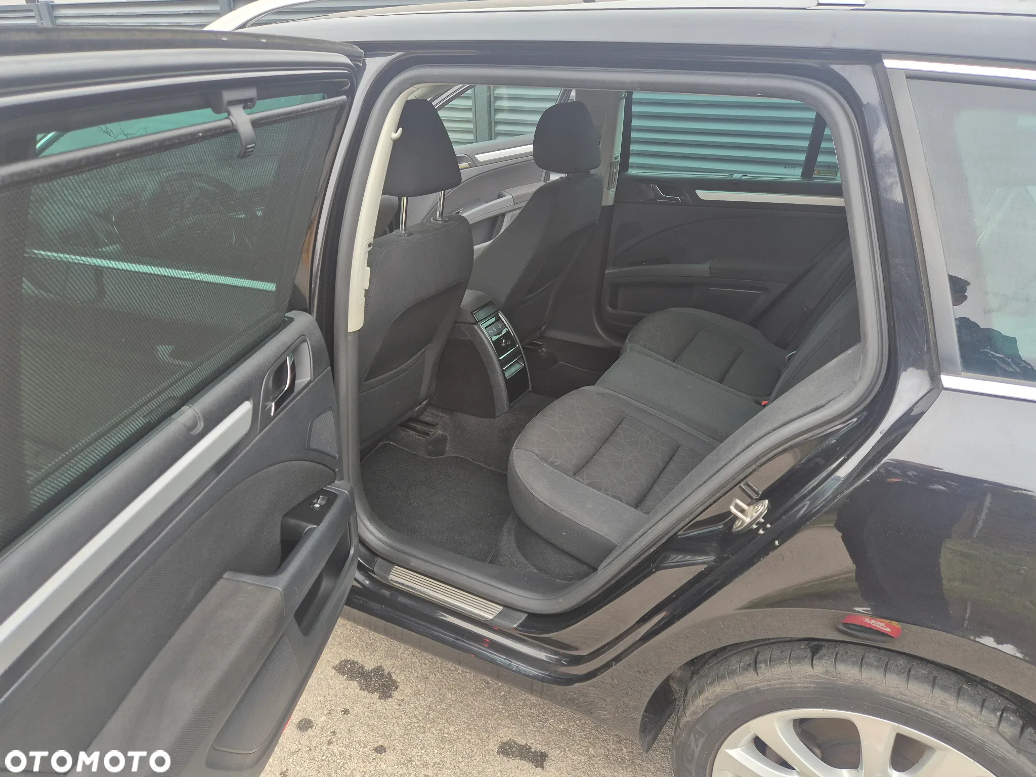 Skoda Superb 1.8 TSI Family - 16