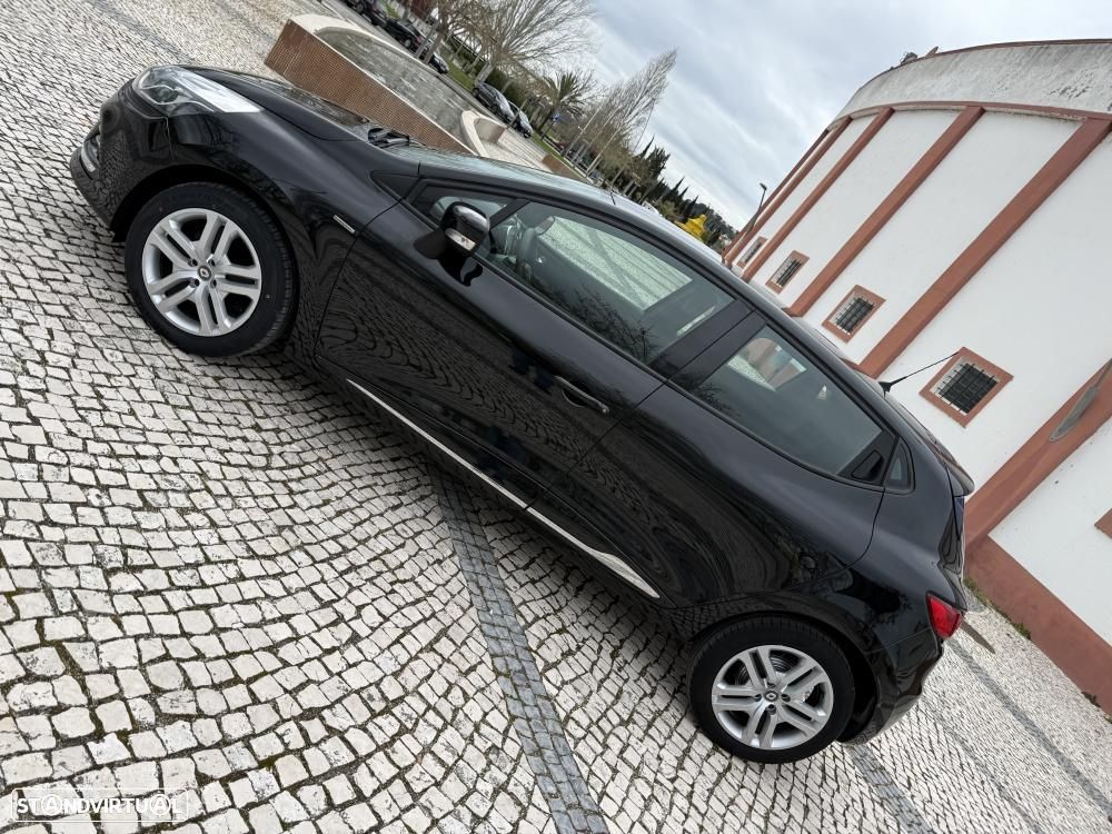 Renault Clio 0.9 TCe Limited - 12