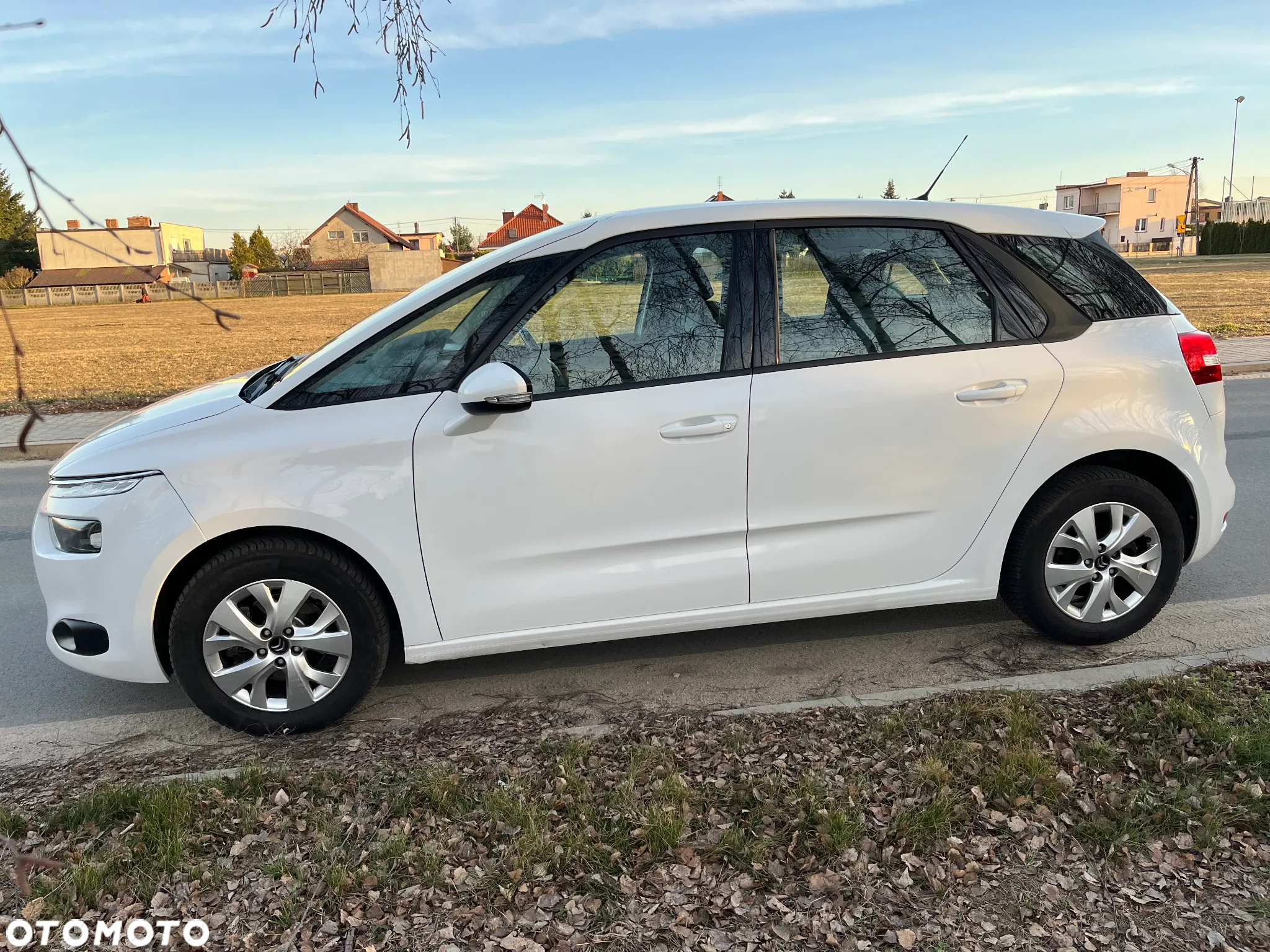 Citroën C4 Picasso e-HDi 115 Attraction - 3