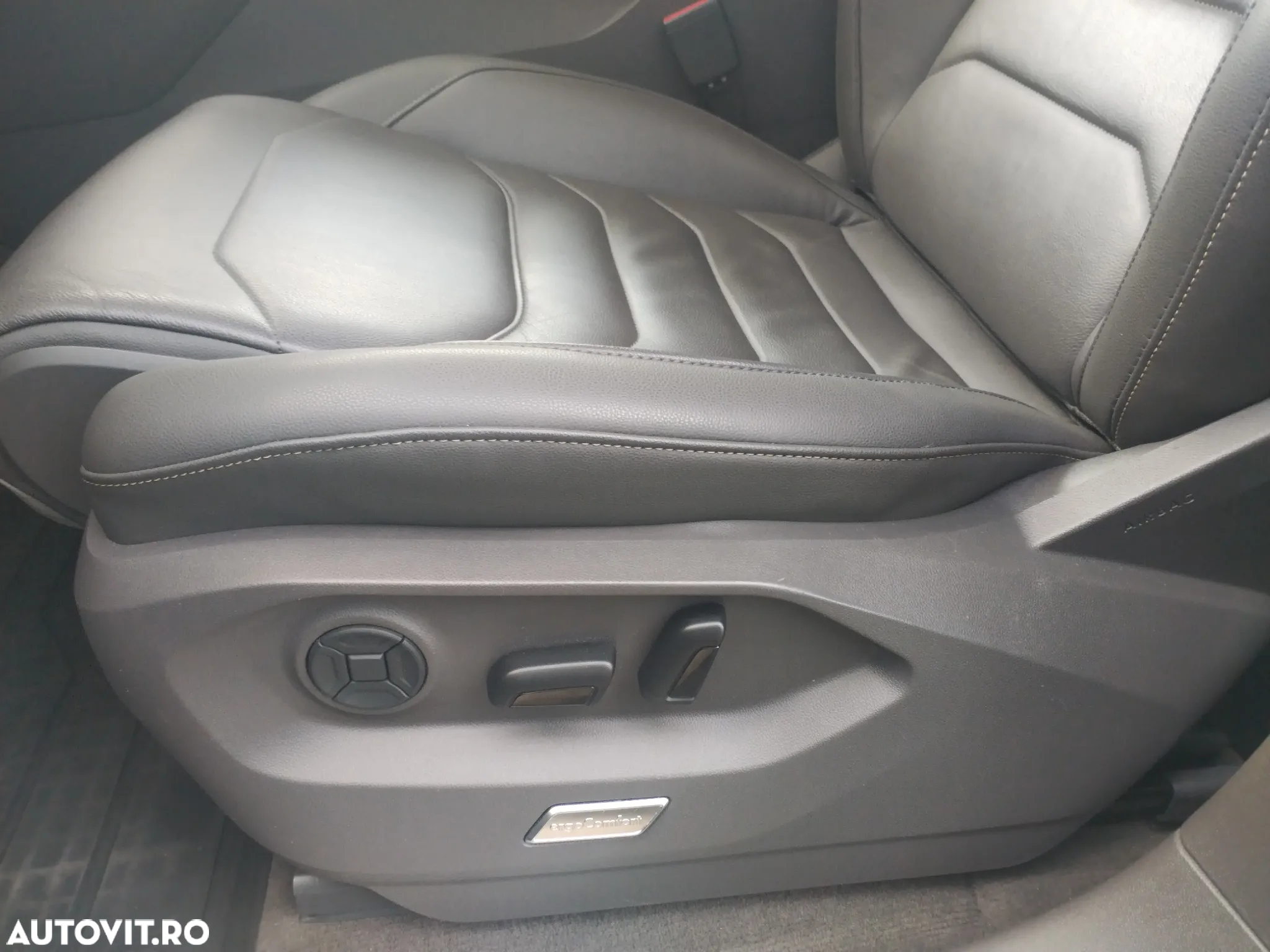Volkswagen Touareg V6 TDI Atmosphere - 29