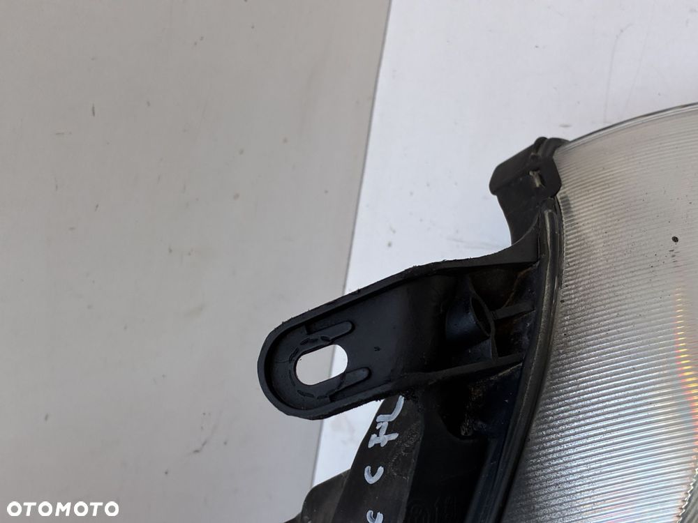 OPEL CORSA C LIFT LAMPA PRZÓD PRZEDNIA PRAWA  EUROPA 13115007 - 7