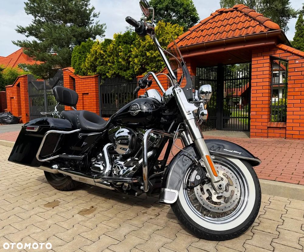 Harley-Davidson Touring Road King - 29