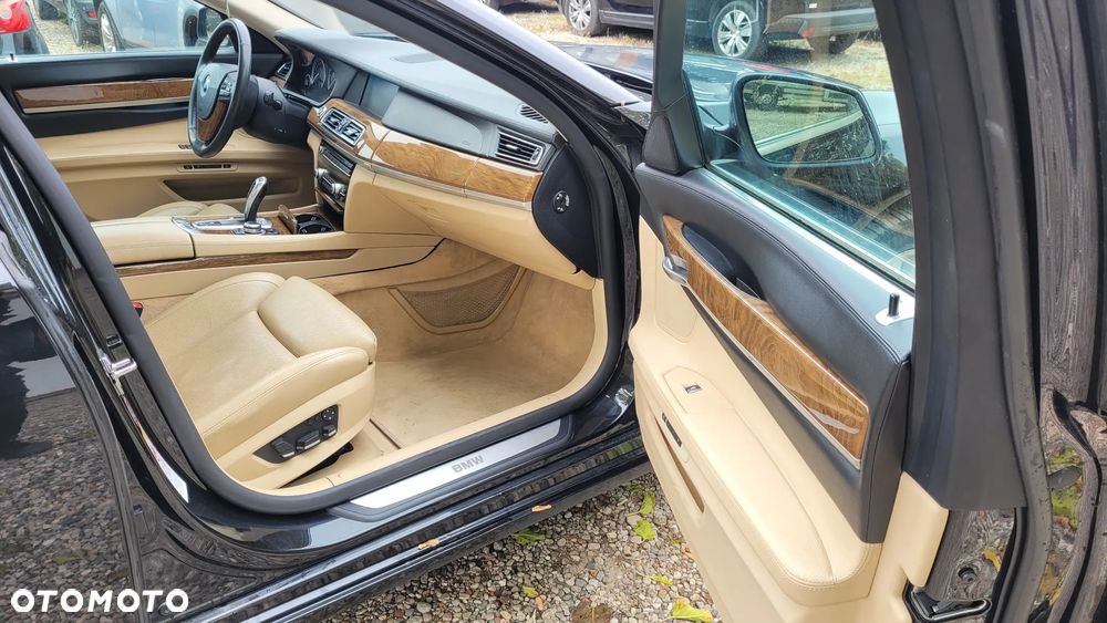 BMW Seria 7 730d L - 11