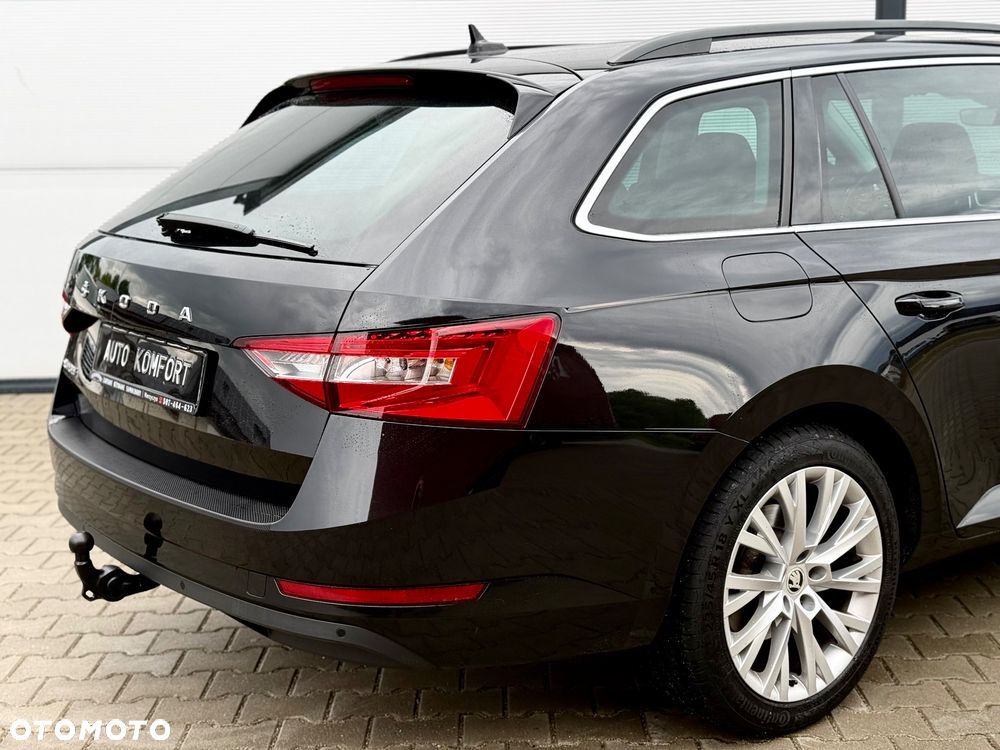Skoda Superb 2.0 TDI DSG Premium Edition - 16