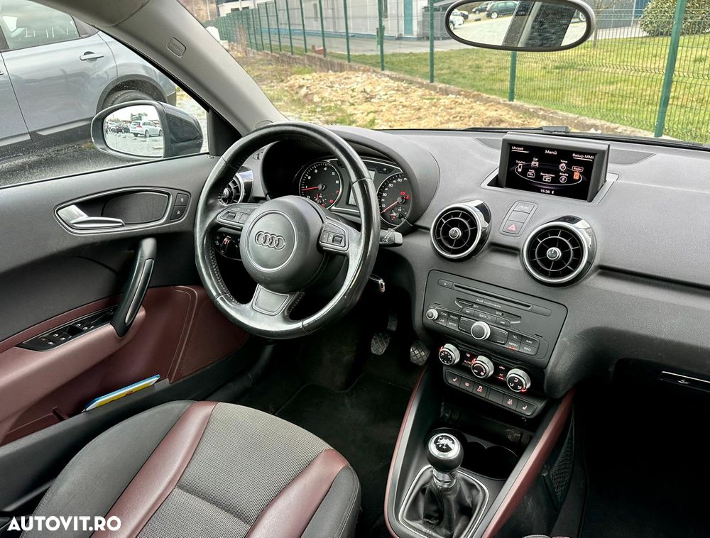 Audi A1 1.2 TFSI ack Attraction - 6