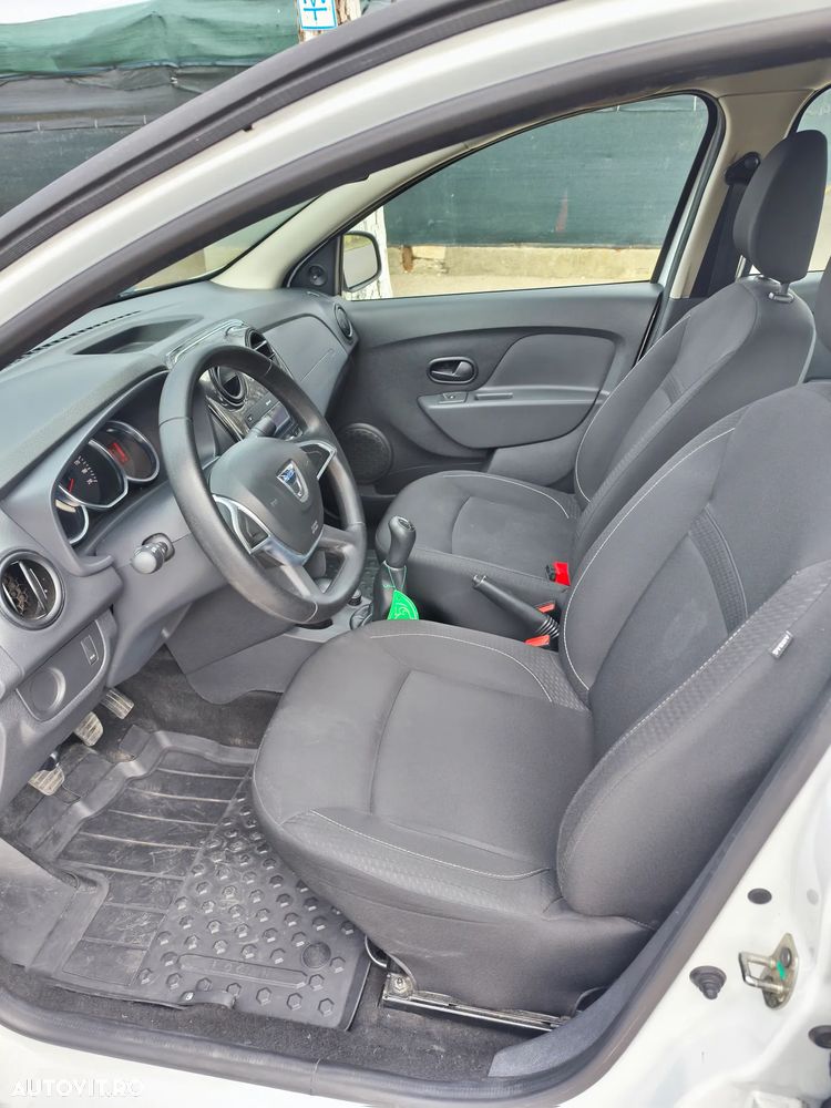 Dacia Logan 0.9 TCe Ambiance - 11