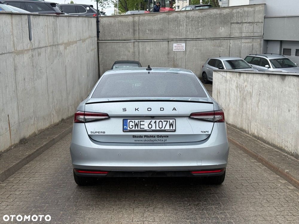 Skoda Superb 2.0 TDI SCR 4x4 Sportline DSG - 7