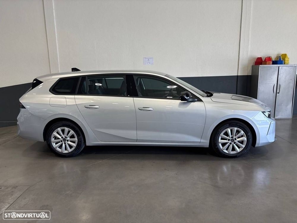 Opel Astra 1.5 D Edition Aut. - 4