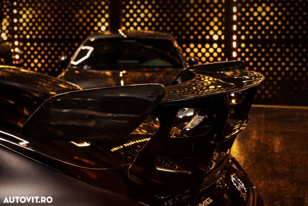 Mercedes-Benz AMG GT - 10