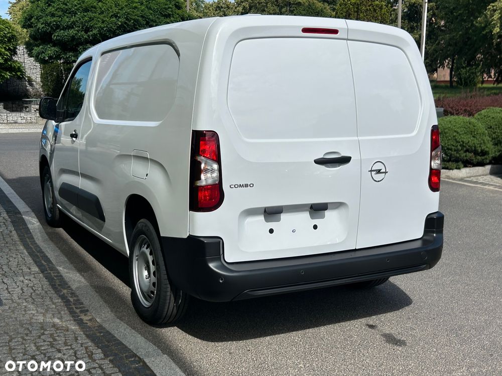 Opel Combo Cargo XL - 9