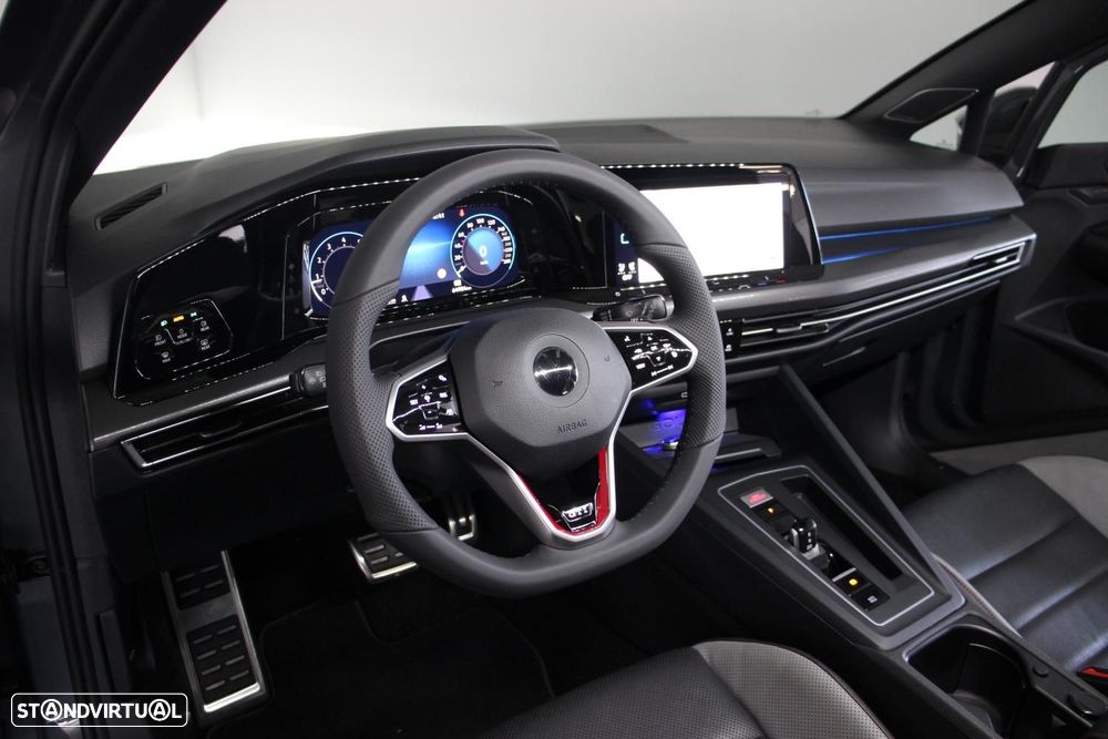 VW Golf 2.0 TSI GTI DSG - 8